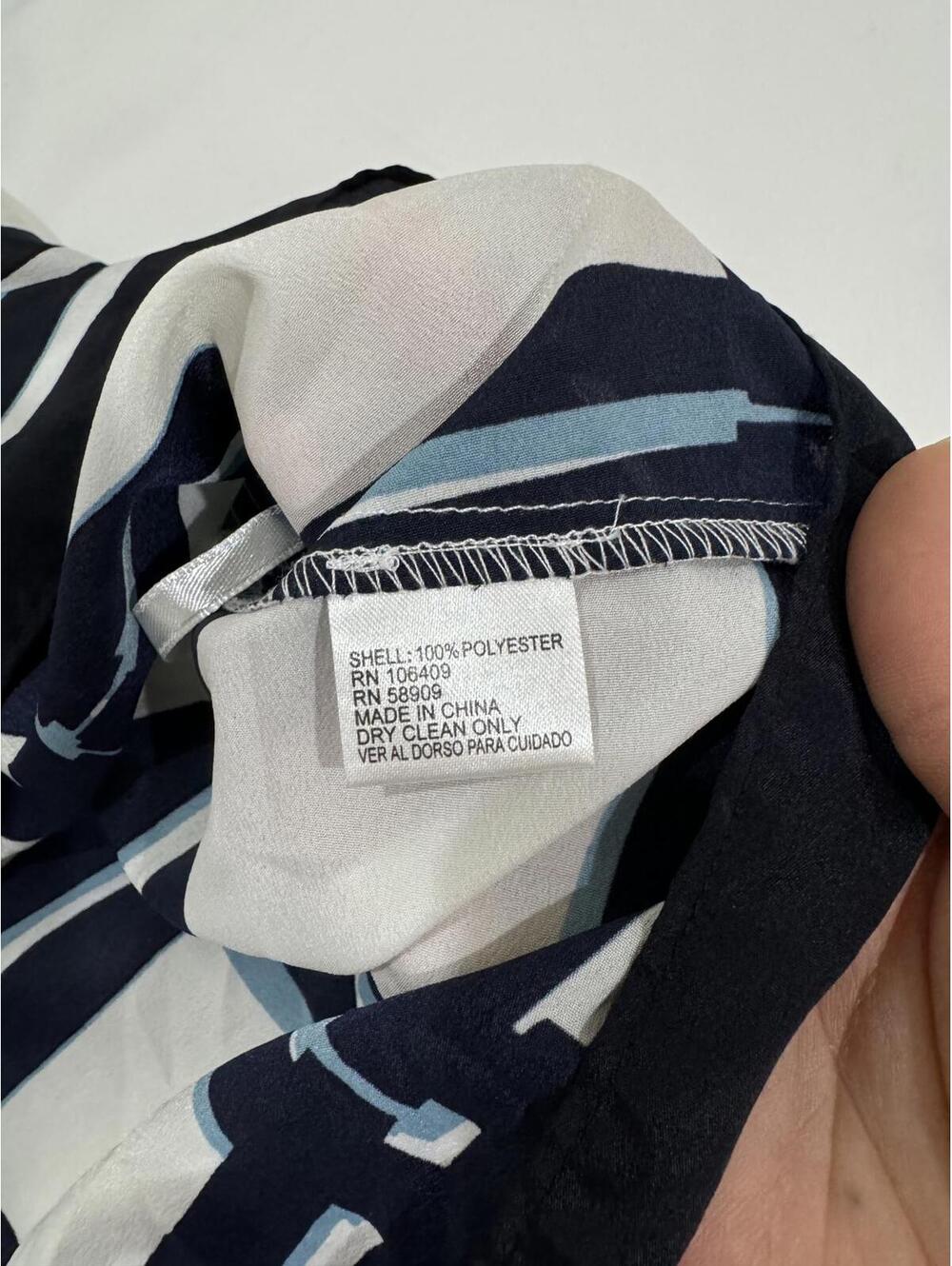 Alex Marie Windowpane Grid Plaid Business Casual Blouse Top Size XL White Blue - Picture 7 of 7